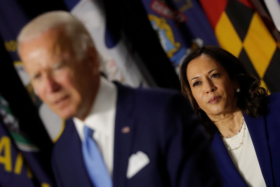 America’s Turning Point: Harris vs. Trump in a Divided Nation