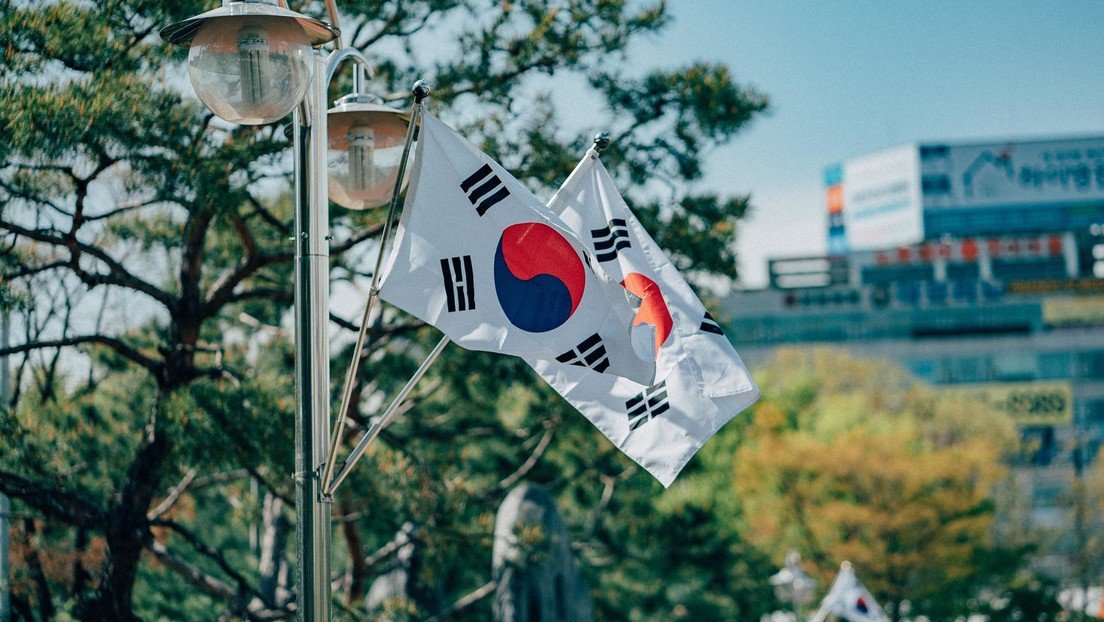 South Korea’s Political Crossroads: A Call for Left-Wing Revival