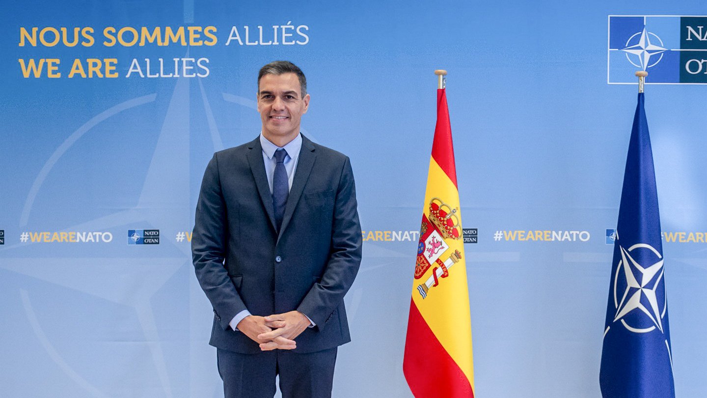 Sánchez Says No to NATO